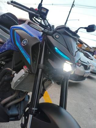 YAMAHA MT-03 ABS YAMAHA MT-03 ABS